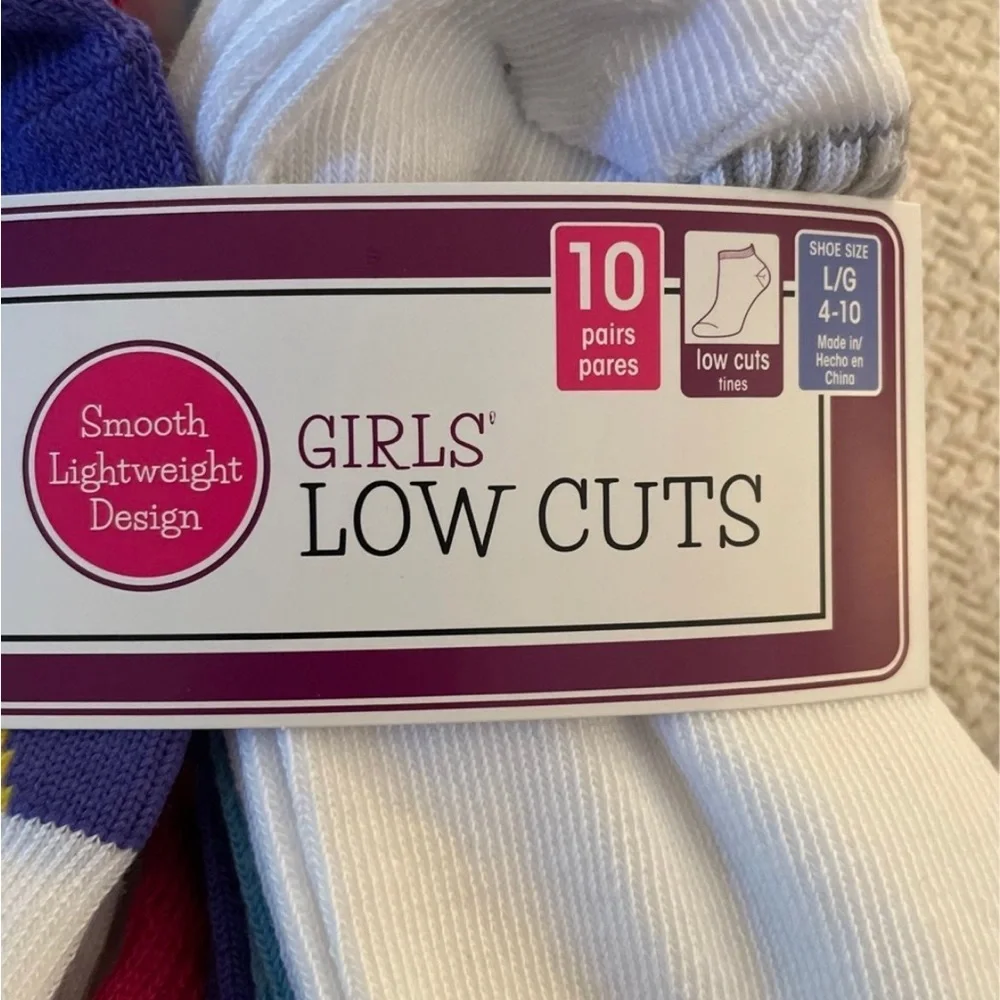 Girls Sz 4-10 Socks & Slipper Socks